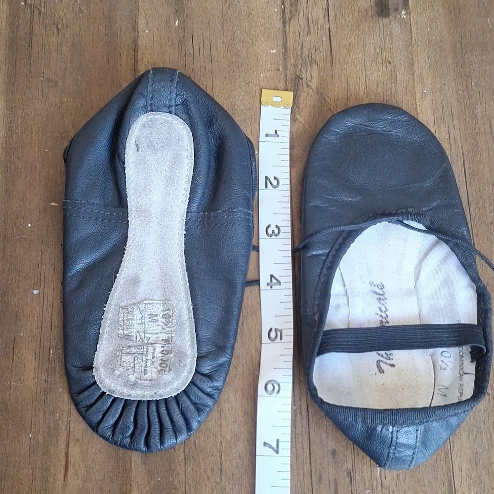 Theatricals Black Kids Ballet Shoes Size 10.5M